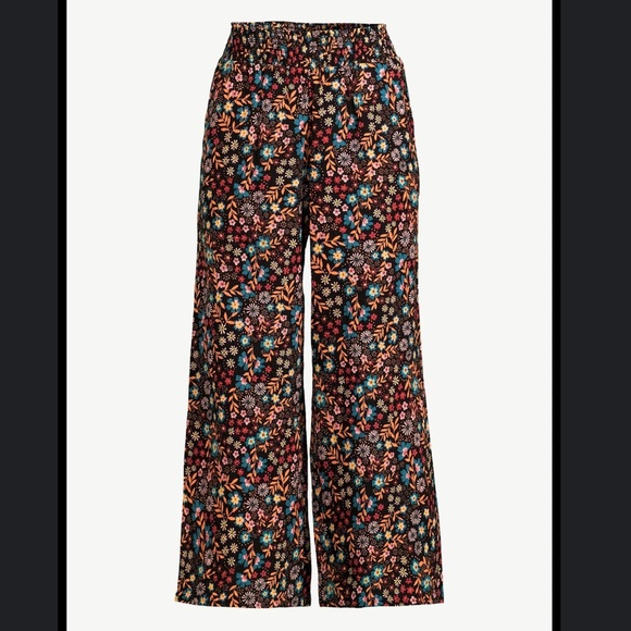 JoySpun Pants - NWOT JoySpun floral smocked waist stretchy soft lounge pants